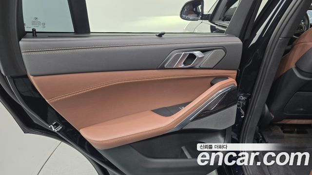 BMW X6 (G06) xDrive40i M Sport 2024 — фото 25