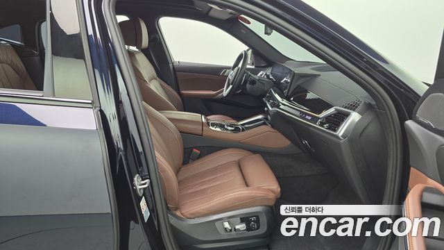 BMW X6 (G06) xDrive40i M Sport 2024 — фото 26