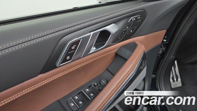 BMW X6 (G06) xDrive40i M Sport 2024 — фото 29