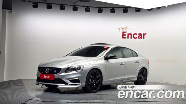 Volvo S60 Polester 2nd 2017 — фото 1