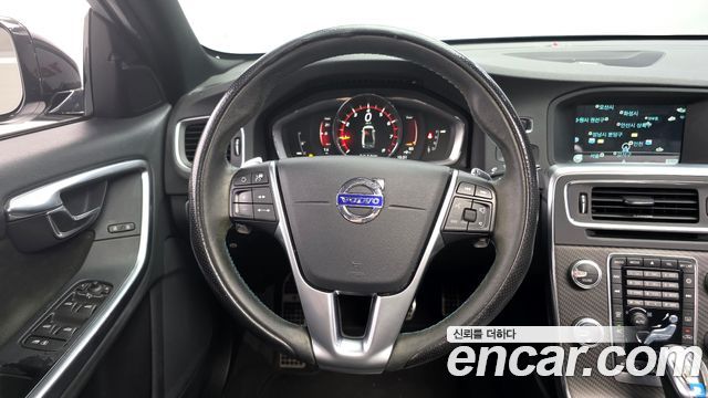 Volvo S60 Polester 2nd 2017 — фото 13