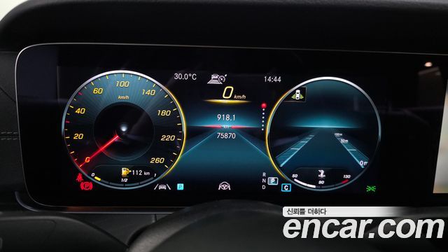Mercedes-Benz E-Class (W213) E220d 4MATIC AMG Line 2021 — фото 8