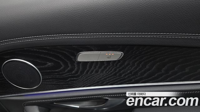 Mercedes-Benz E-Class (W213) E220d 4MATIC AMG Line 2021 — фото 18