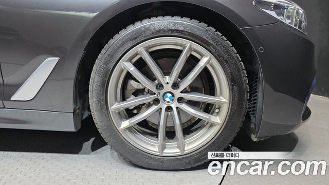 BMW 5 Series (G30) 520d M Sport Package Plus 2018 — фото 21