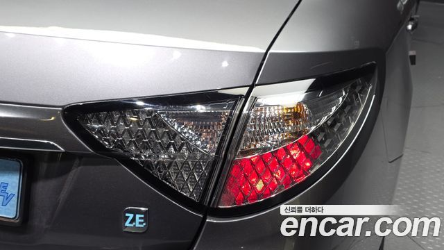 Renault Korea SM3 Z.E. RE 2019 — фото 23