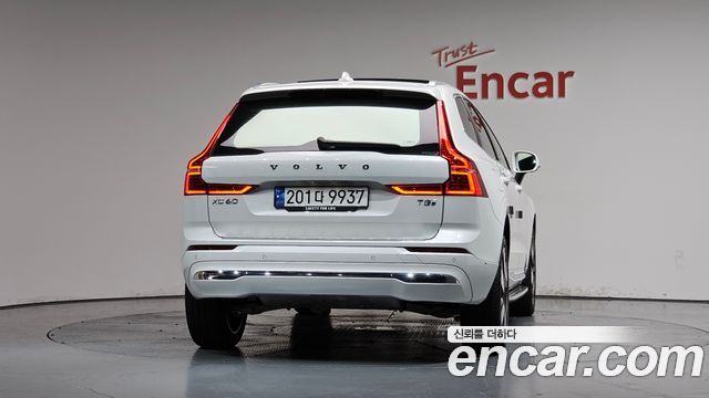Volvo XC60 (II) T8 Ultra Bright 2025 — фото 4