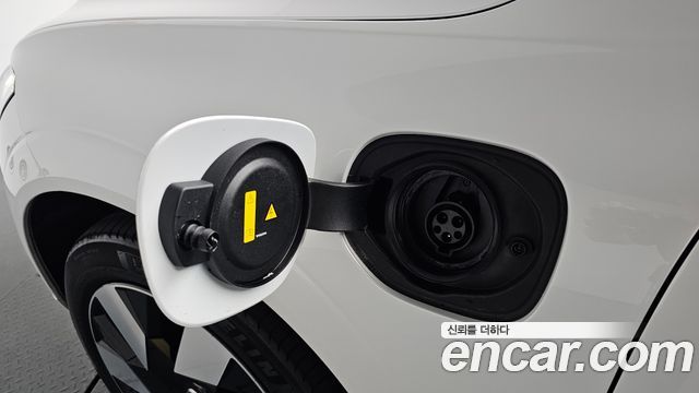 Volvo XC60 (II) T8 Ultra Bright 2025 — фото 18