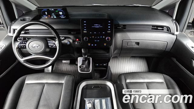 Hyundai Staria Cargo 5-Seater Modern 2022 — фото 7