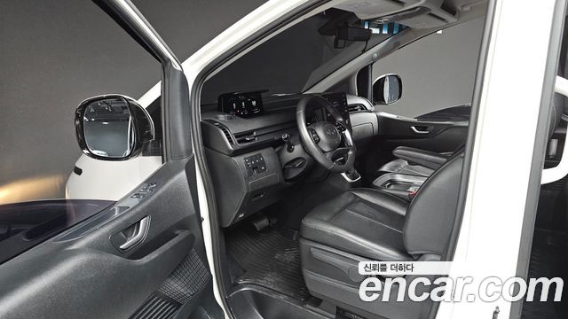Hyundai Staria Cargo 5-Seater Modern 2022 — фото 10