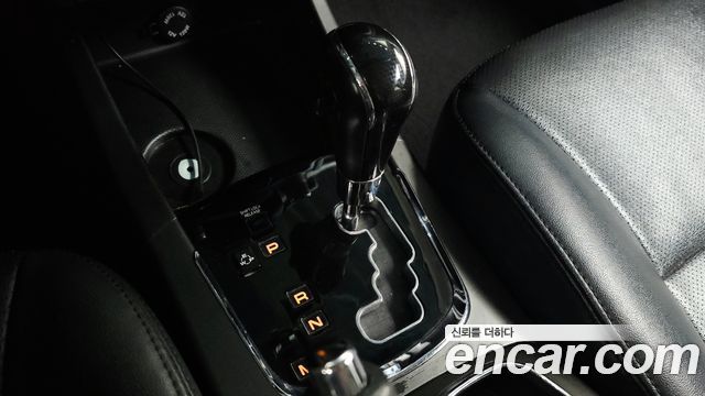 KG Mobility (SsangYong) Style Korando C 2.2 RX 2WD DLX 2017 — фото 9