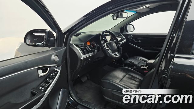 KG Mobility (SsangYong) Style Korando C 2.2 RX 2WD DLX 2017 — фото 10