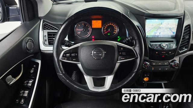 KG Mobility (SsangYong) Style Korando C 2.2 RX 2WD DLX 2017 — фото 17