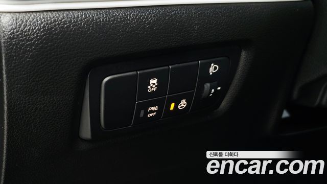 KG Mobility (SsangYong) Style Korando C 2.2 RX 2WD DLX 2017 — фото 20