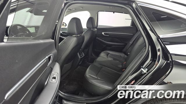 Hyundai Sonata (DN8) 2.0 Premium Plus 2022 — фото 11