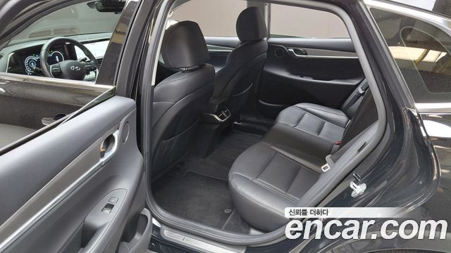 Hyundai Grandeur (IG) 2.5 Premium 2023 — фото 12