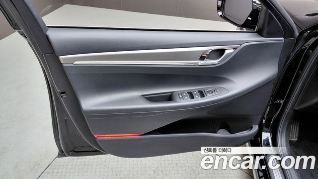 Hyundai Grandeur (IG) 2.5 Premium 2023 — фото 24