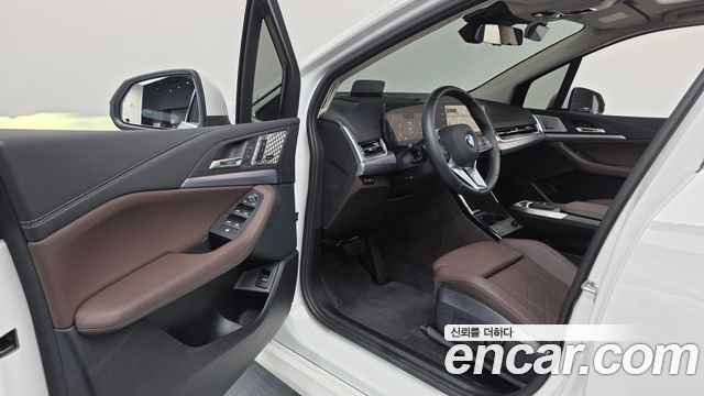 BMW 2 Series Active Tourer (U06) 220i M Sport Design 2025 — фото 10
