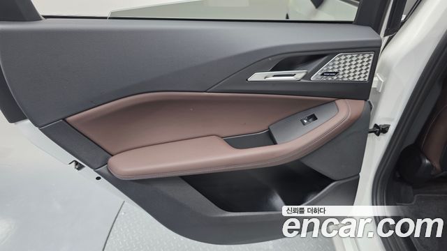 BMW 2 Series Active Tourer (U06) 220i M Sport Design 2025 — фото 31