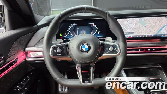 BMW 7 Series (G70) 740d xDrive M Sport 2024 — фото 12