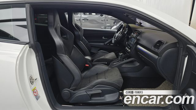 Volkswagen Scirocco 2.0 TSI R 2013 — фото 11