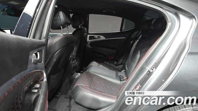 Genesis G70 3.3T Sport AWD Prestige 2019 — фото 12