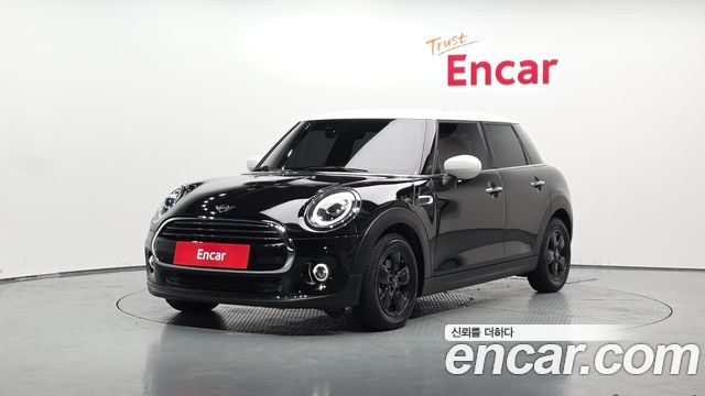 MINI Cooper 5Door Standard 3rd