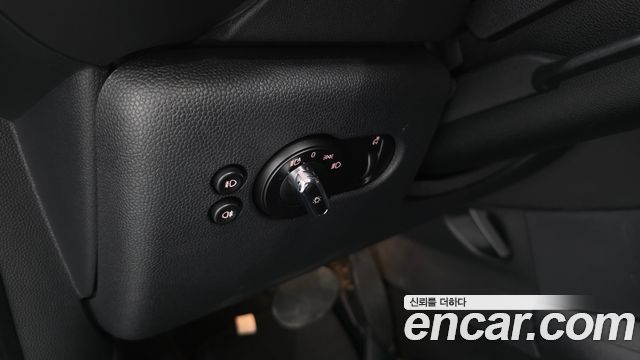 MINI Cooper 5Door Standard 3rd 2020 — фото 34