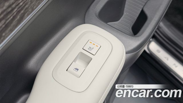 Hyundai Santa Fe (MX5) Gasoline 2.5T 2WD Prestige Plus 2025 — фото 30