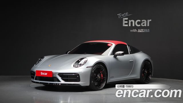 Porsche 911 (992) Targa 4 GTS
