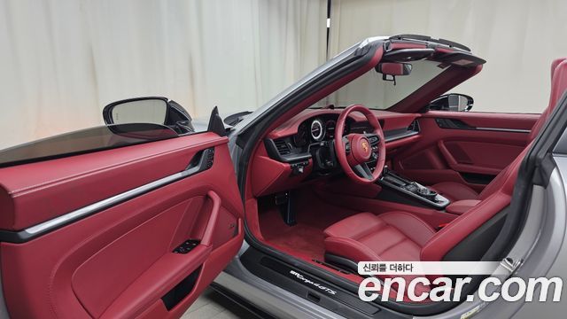 Porsche 911 (992) Targa 4 GTS 2024 — фото 10