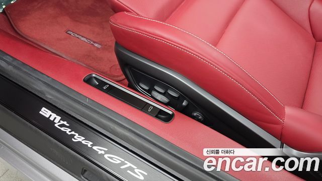 Porsche 911 (992) Targa 4 GTS 2024 — фото 23