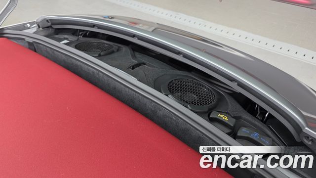 Porsche 911 (992) Targa 4 GTS 2024 — фото 24