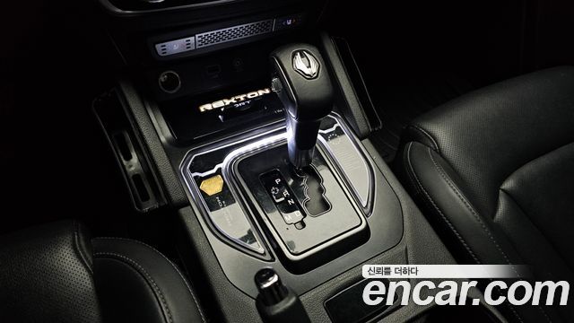 KG Mobility (SsangYong) Rexton Sports Khan Diesel 2.2 2WD Prestige Special (5-Link) 2021 — фото 9
