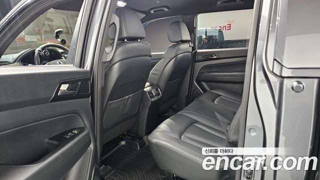 KG Mobility (SsangYong) Rexton Sports Khan Diesel 2.2 2WD Prestige Special (5-Link) 2021 — фото 12