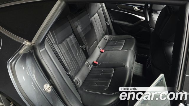 Audi A7 (4K) 55 TFSI Quattro Premium 2020 — фото 11