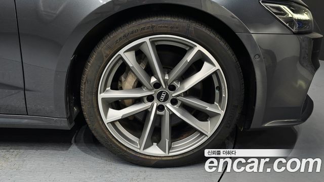 Audi A7 (4K) 55 TFSI Quattro Premium 2020 — фото 21