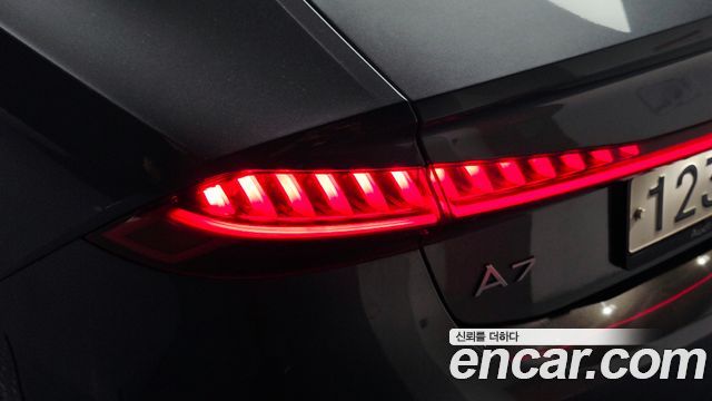 Audi A7 (4K) 55 TFSI Quattro Premium 2020 — фото 23