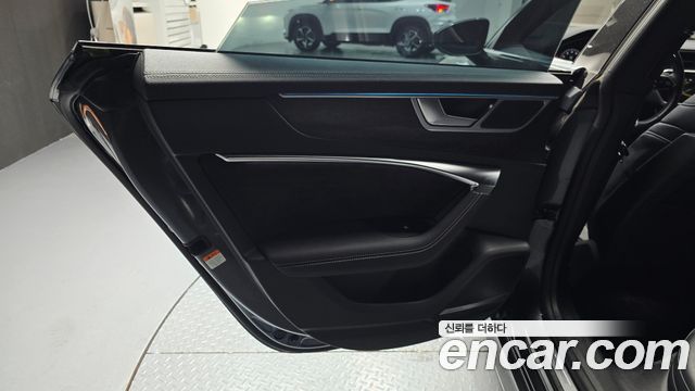 Audi A7 (4K) 55 TFSI Quattro Premium 2020 — фото 25