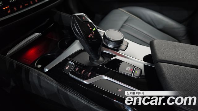 BMW 5 Series (G30) 520i Luxury 2019 — фото 9