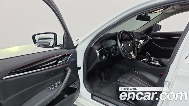 BMW 5 Series (G30) 520i Luxury 2019 — фото 10