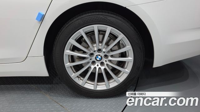 BMW 5 Series (G30) 520i Luxury 2019 — фото 21