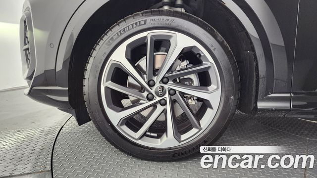 Audi Q5 (80A) 45 TFSI Quattro S line 2025 — фото 5