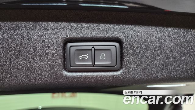 Audi Q5 (80A) 45 TFSI Quattro S line 2025 — фото 31