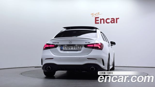 Mercedes-Benz A-Class (W177) AMG A35 4MATIC Sedan 2021 — фото 4