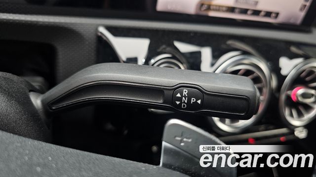 Mercedes-Benz A-Class (W177) AMG A35 4MATIC Sedan 2021 — фото 9