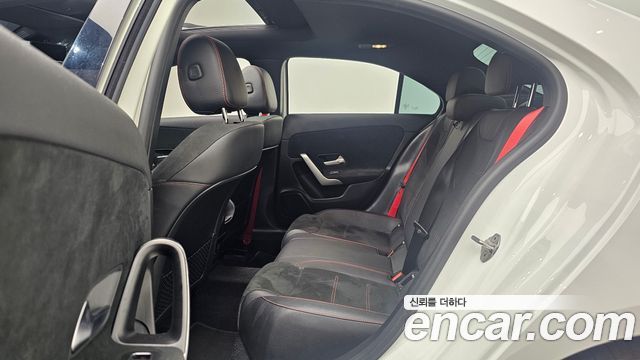 Mercedes-Benz A-Class (W177) AMG A35 4MATIC Sedan 2021 — фото 12