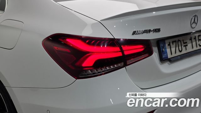 Mercedes-Benz A-Class (W177) AMG A35 4MATIC Sedan 2021 — фото 23