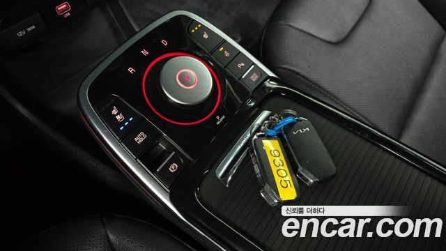 Kia Niro Plus Air 2023 — фото 9