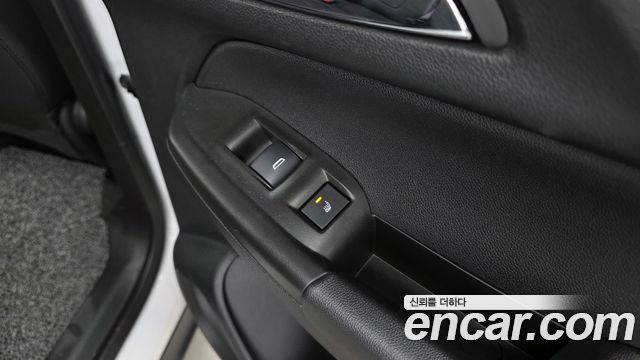 Chevrolet Trailblazer 1.3 Turbo 2WD RS 2024 — фото 19