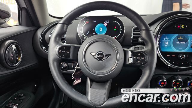 MINI Cooper Clubman Classic 2nd 2024 — фото 13